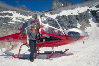 Glacier sightseeing with walk